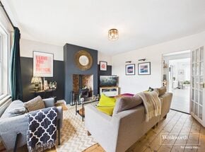 St. George's Avenue, Berkshire, RG14