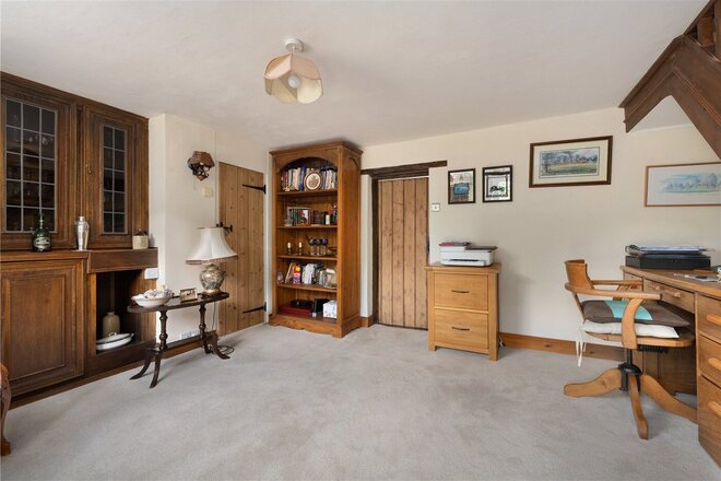 The Lees, Ashford, TN25