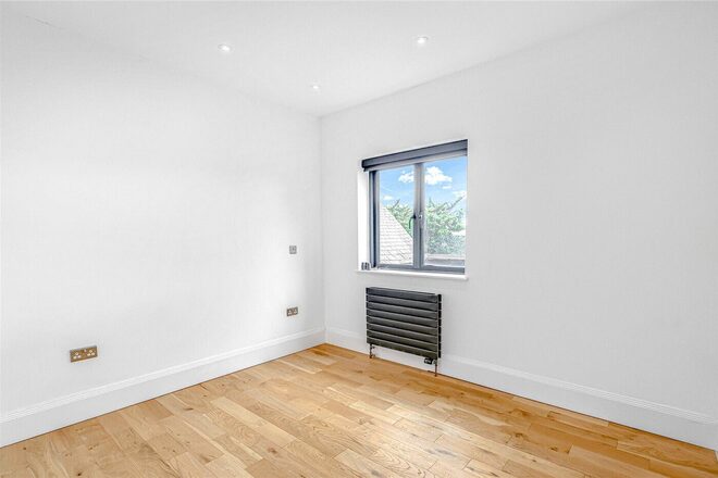 Mount Avenue, Essex, SS0