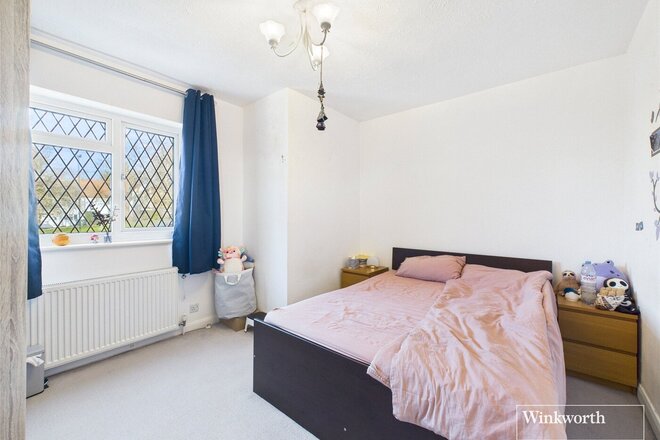 Highmeadow Crescent, London, NW9