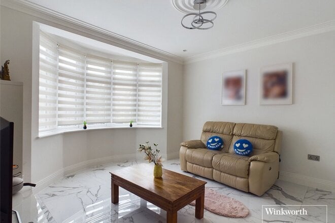 Fairfield Avenue, Middlesex, HA8
