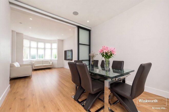 Egerton Gardens, London, NW4