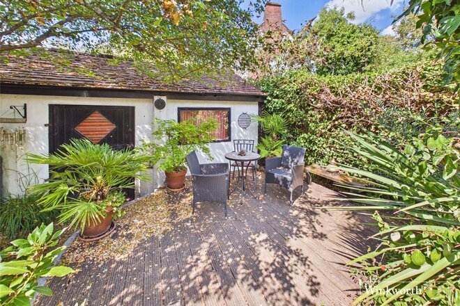 Birchen Grove, London, NW9
