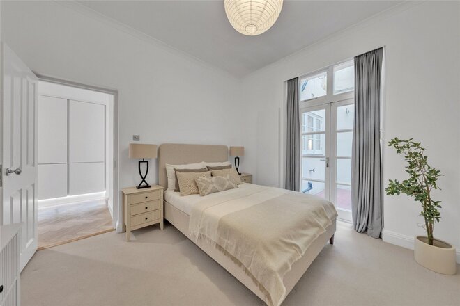 Warrington Crescent, London, W9