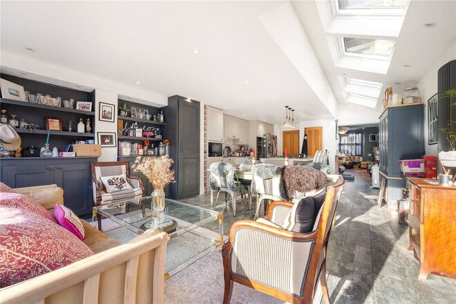 Henslowe Road, East Dulwich, SE22