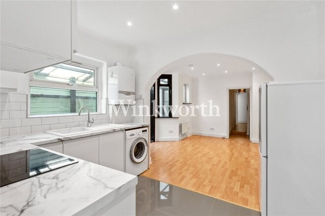 Westbury Avenue, London, N22