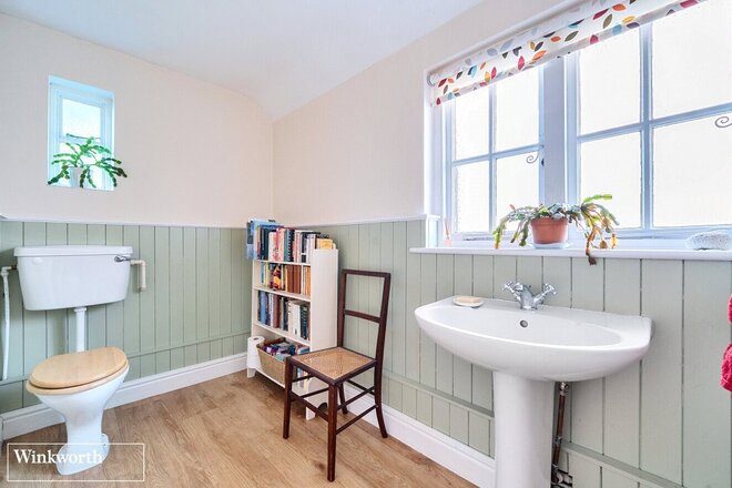 Cliddesden Road, Hampshire, RG21