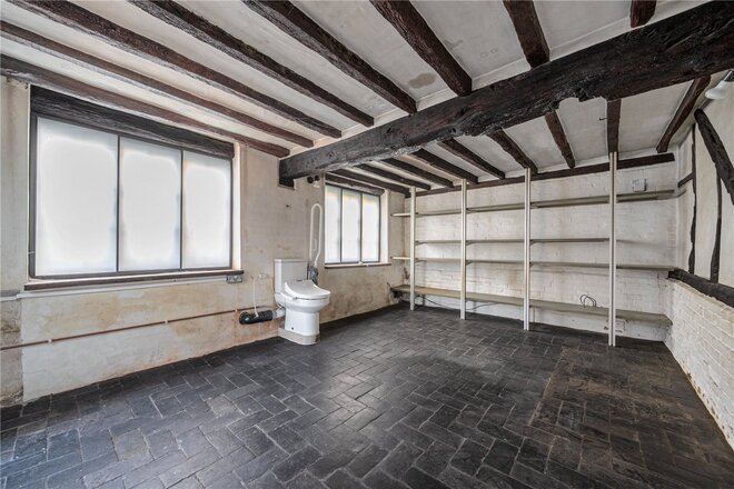Crondall Lane, Farnham, GU10