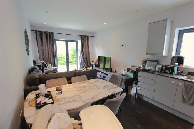 Balmoral Apartments, Westcliff On Sea, SS0