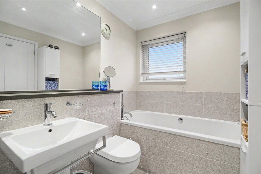 En-Suite Bathroom