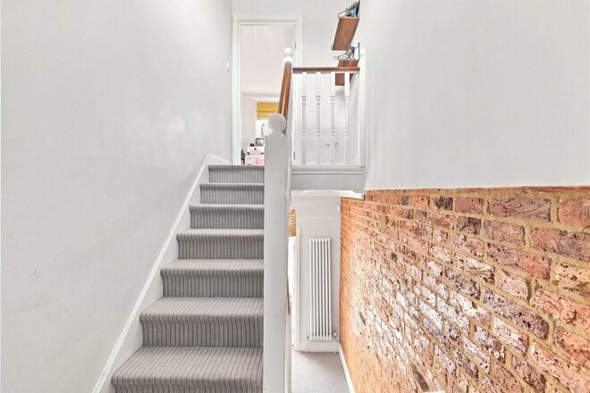 Kynaston Road, London, N16