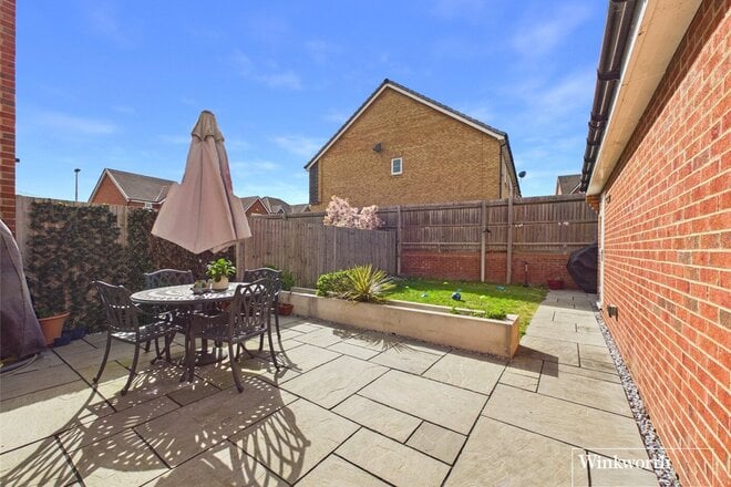 Lailey Path, Shinfield, RG2