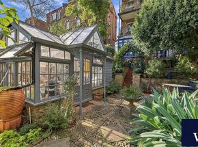 Southwood Lane, London, N6