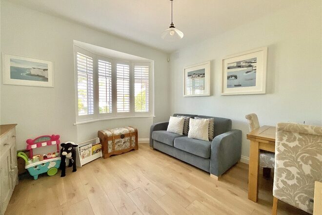 East Cliff Way, Dorset, BH23