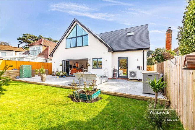 East Cliff Way, Christchurch, BH23