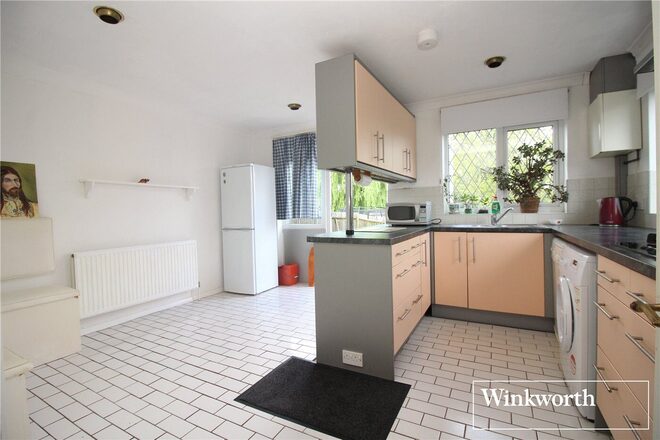 Oakwood Avenue, Hertfordshire, WD6
