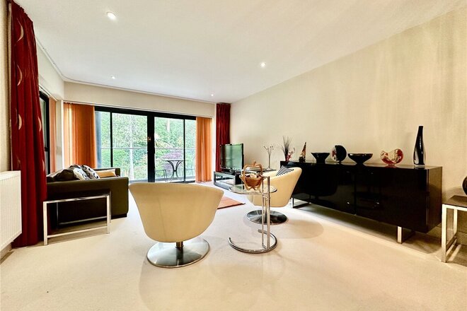 Glenferness Avenue, Dorset, BH4