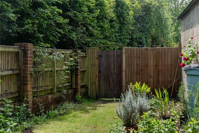 Wheatley Lane, Bordon, GU35
