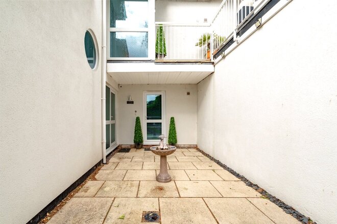 Corfe View Road, Wimborne, BH21