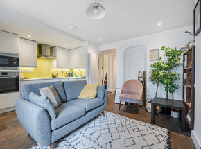 Clapham Road, UK, SW9