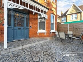 Dukes Avenue, Barnet, N3