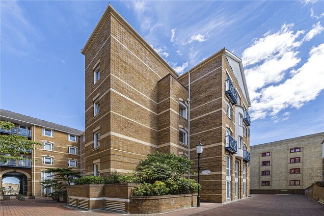 King & Queen Wharf, London, SE16