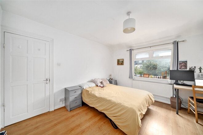 Broadwater Road, London, SW17