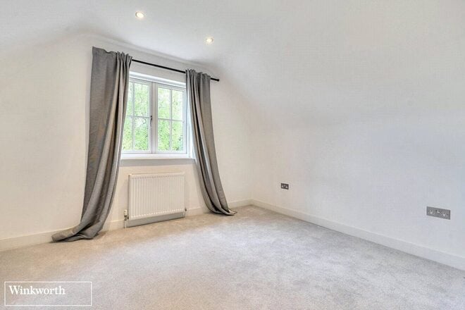 Woods Lane, Basingstoke, RG25