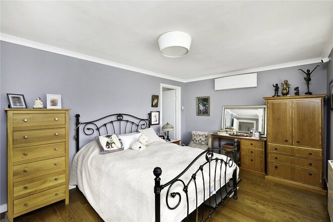 Hazelwood Close, London, W5