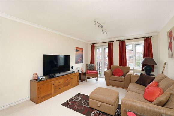 St Peters Way, London, W5