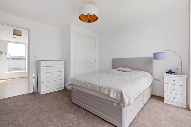 Mullins Place, London, SW4
