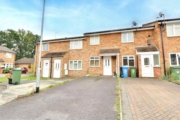 Magnolia Close, Sandhurst, GU47