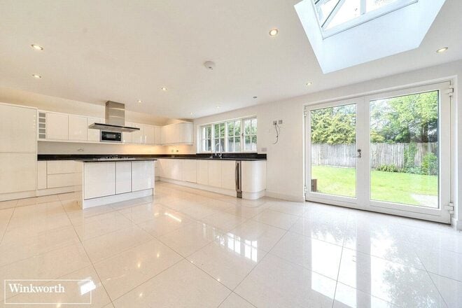 Woods Lane, Basingstoke, RG25