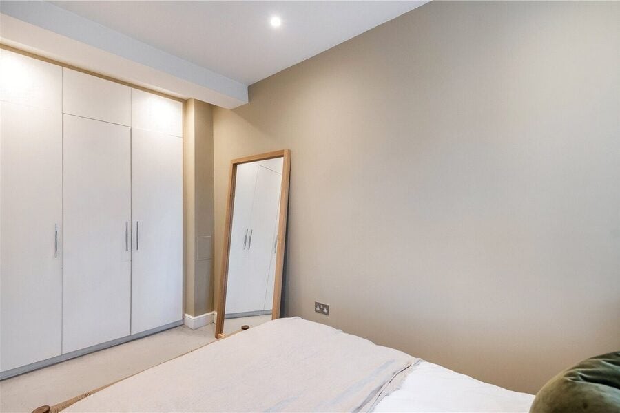 Bedroom 2 P4