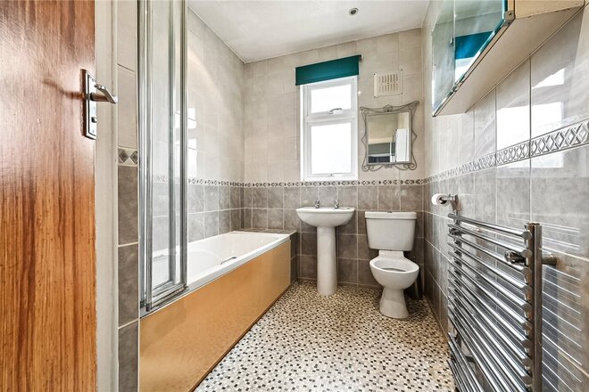 Altyre Way, Beckenham, BR3