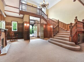 Lyne Crossing Road, Lyne, KT16