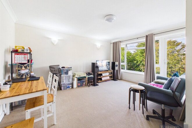 Lovelace Road, Surbiton, KT6