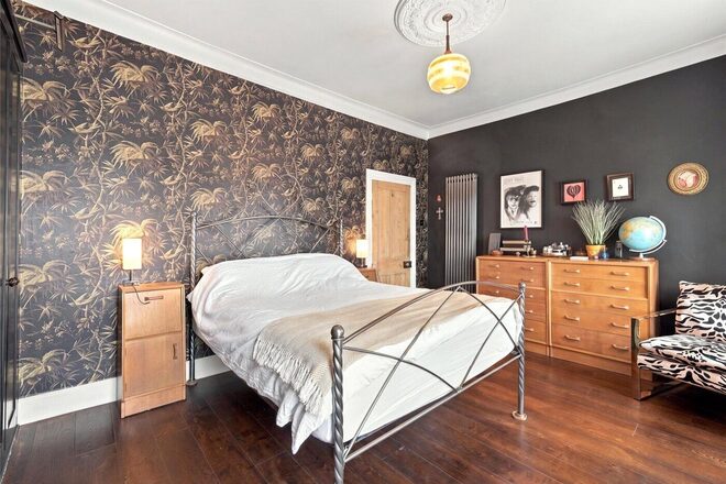Kersley Road, London, N16