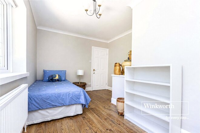 Golf Links Road, Dorset, BH22