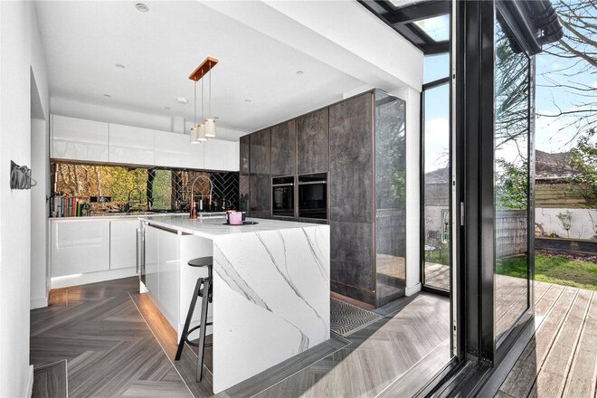 Jessamy Road, Surrey, KT13