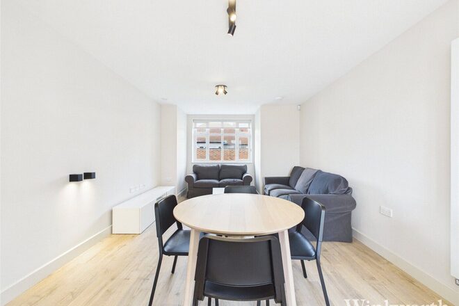 Lowfield Road, London, W3