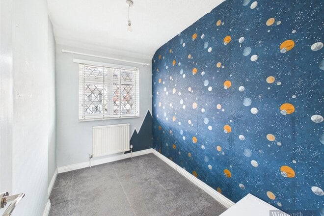Hazelbank, Surbiton, KT5