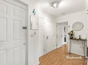 Shillingford Close, London, NW7