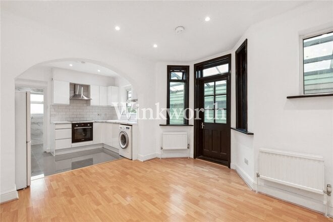 Westbury Avenue, London, N22