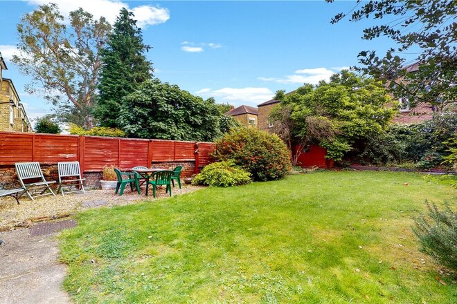 Windsor Road, UK, W5