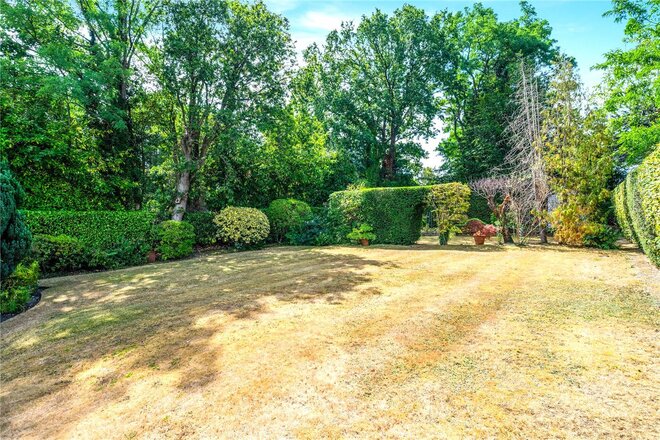 West Way, Carshalton, SM5