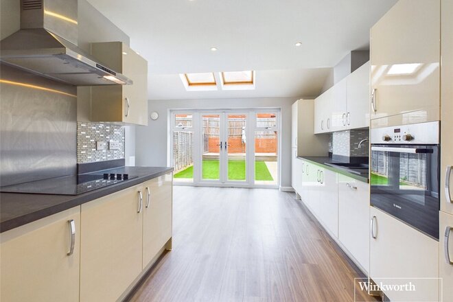 Parker Close, Reading, RG2