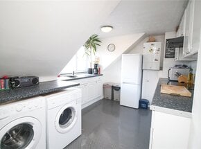Mayfield Avenue, Essex, SS2