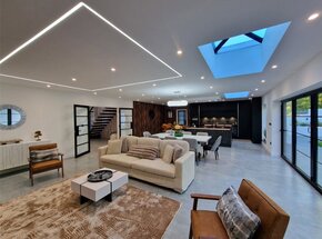 Wellington Avenue, Surrey, GU25