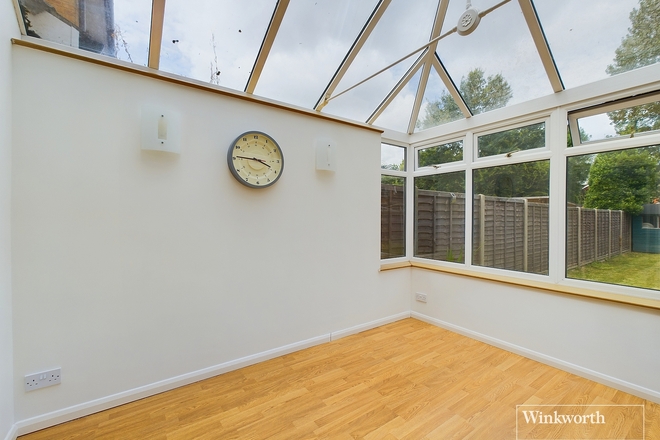 Century Drive, Reading, RG7